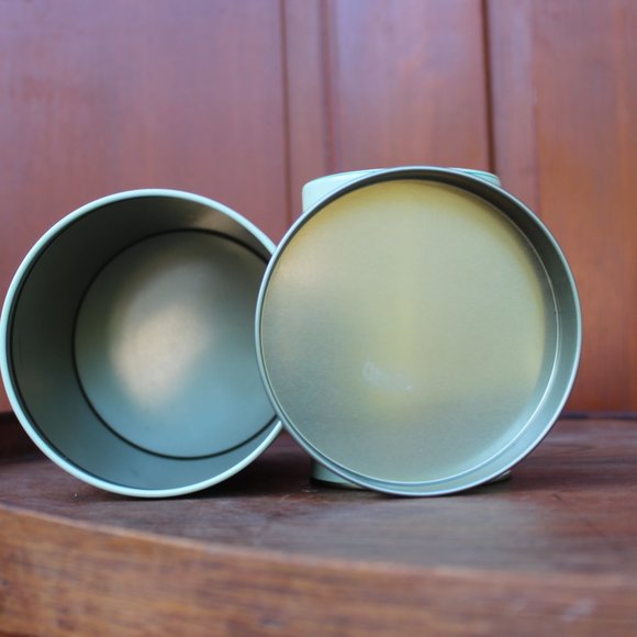 Hartin International Vintage holiday nesting tins pair of 2 - poinsettias - Picture 3 of 11